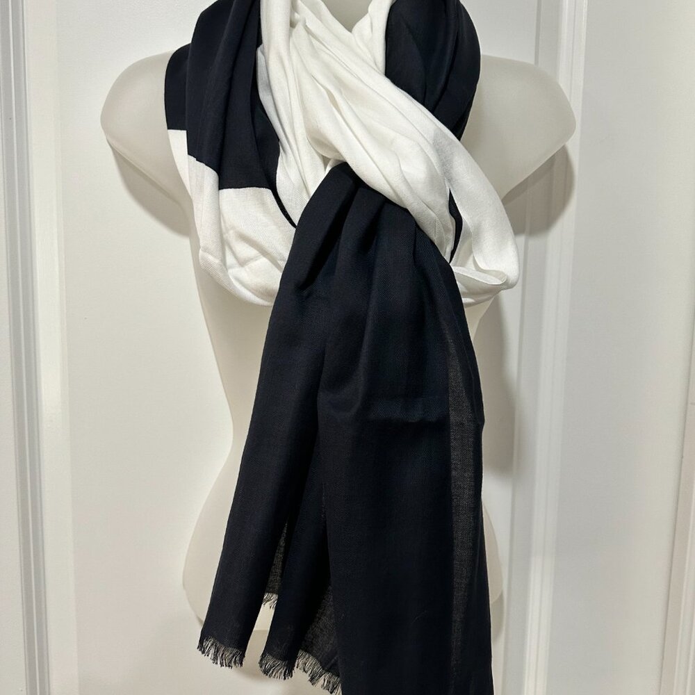 New DKNY Black & White Cotton Shawl/Wrap/Scarf, OS, NWT